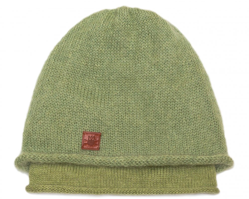 2 зеленые шапки в одной